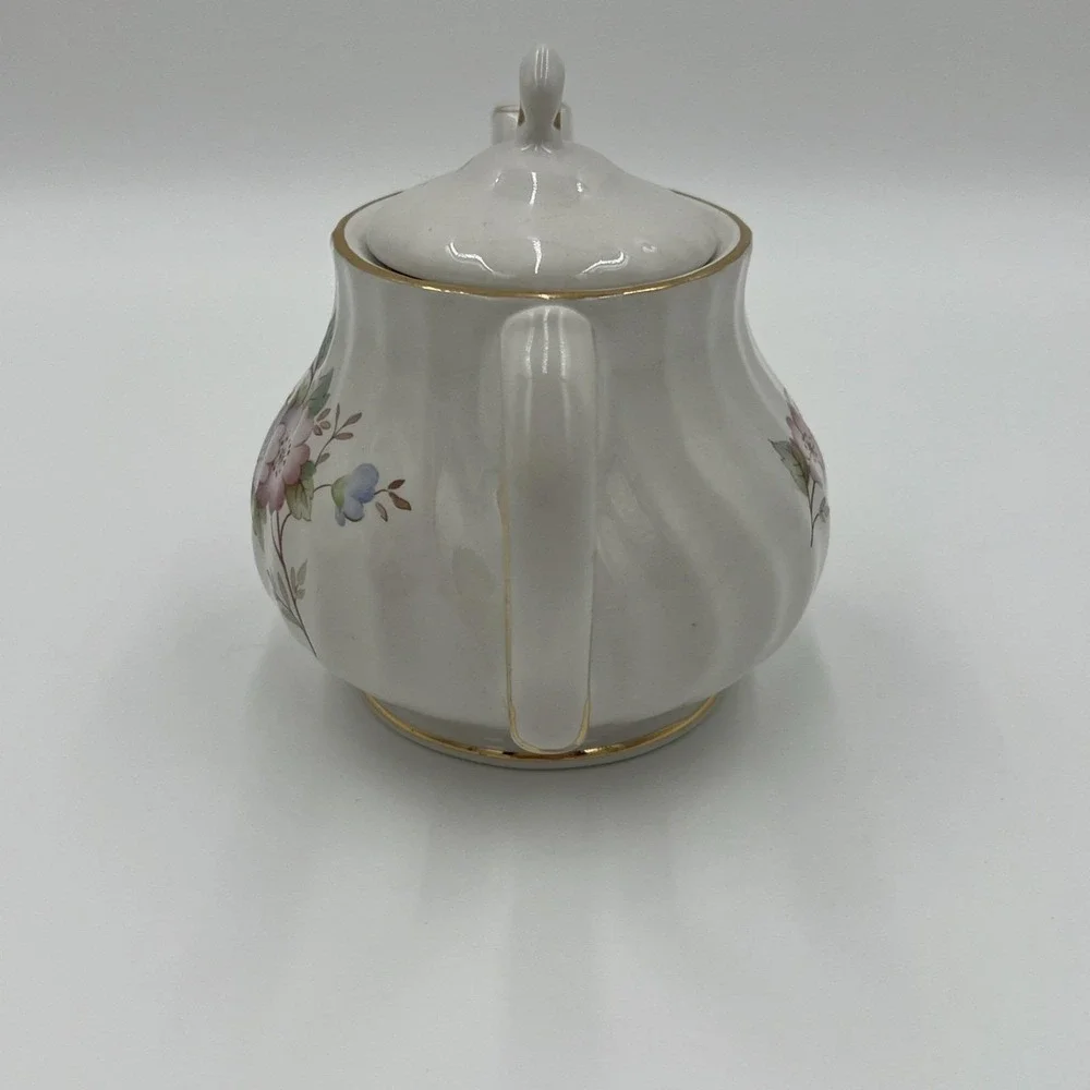 Royal‎ Oak Mini Teapot White Floral Porcelain Gold Trim Ribbed Small Tea Pot